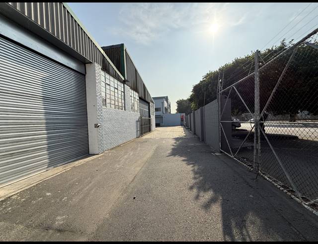 3,544M² WAREHOUSE TO LET IN EPPING INDUSTRIAL